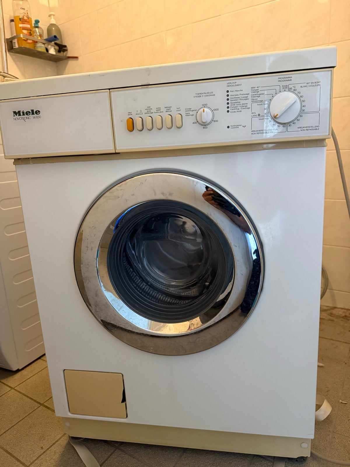 Miele Novotronic W830 Wasmachine - Gebruikt, Ophalen, Gebruikt, Voorlader, 85 tot 90 cm