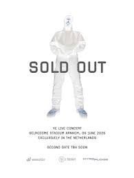KANYE WEST ARNHEM GOLDEN CIRCLE TICKET, Tickets en Kaartjes, Eén persoon, Juni