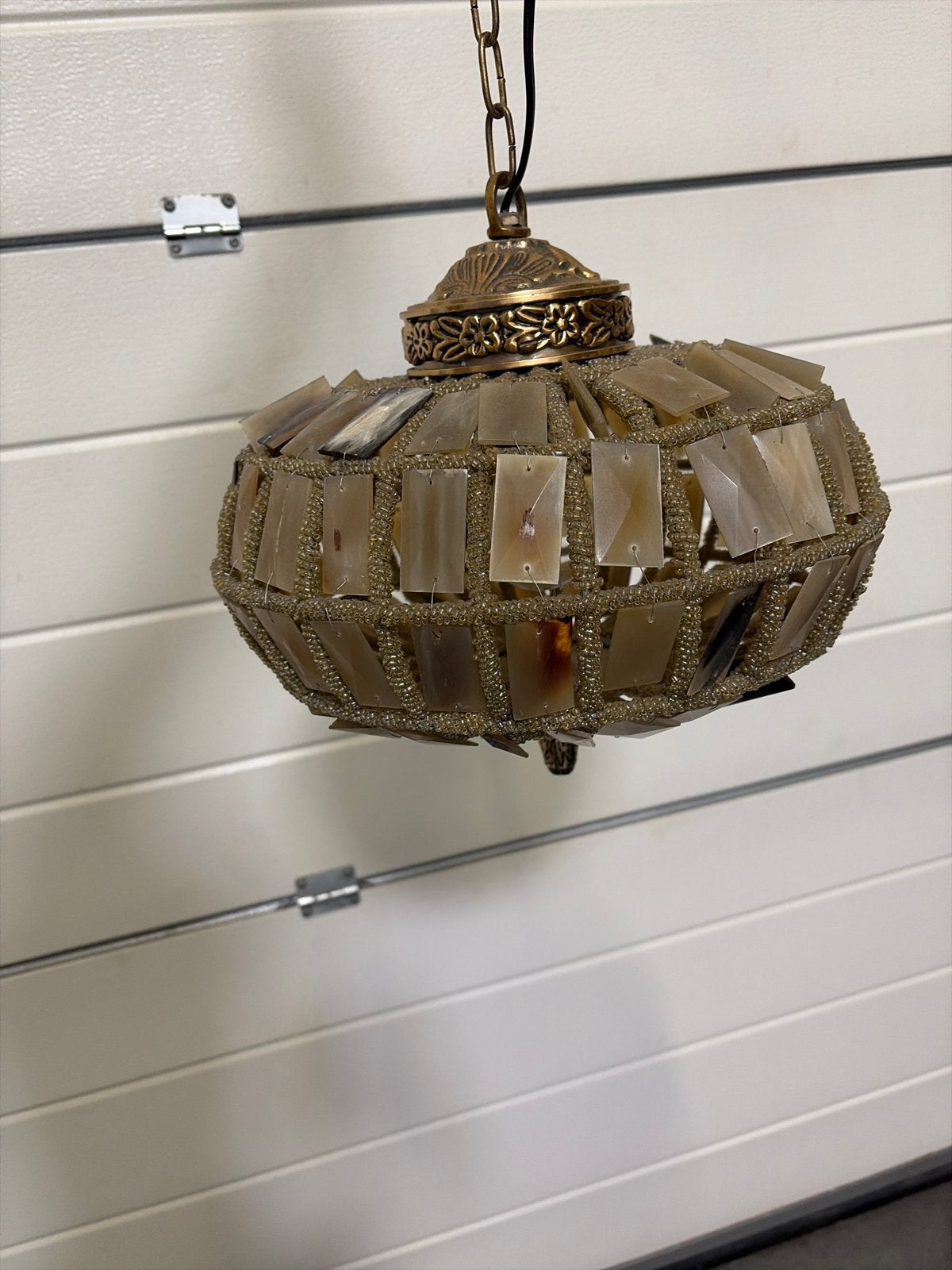 Hanglamp Ptmd met parelmoer en kralen, Ophalen of Verzenden, Zo goed als nieuw, Metaal, E27 (groot)