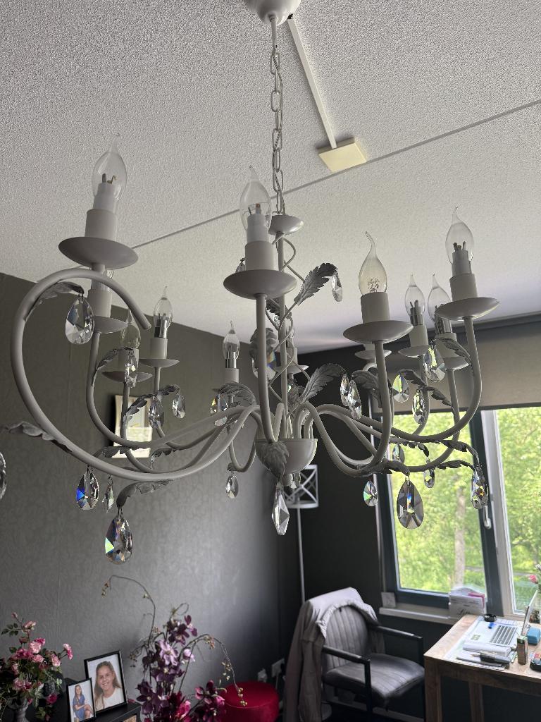 2 x kroonluchter met kristal en 12 lampen kleur wit, Ophalen, Zo goed als nieuw, Metaal