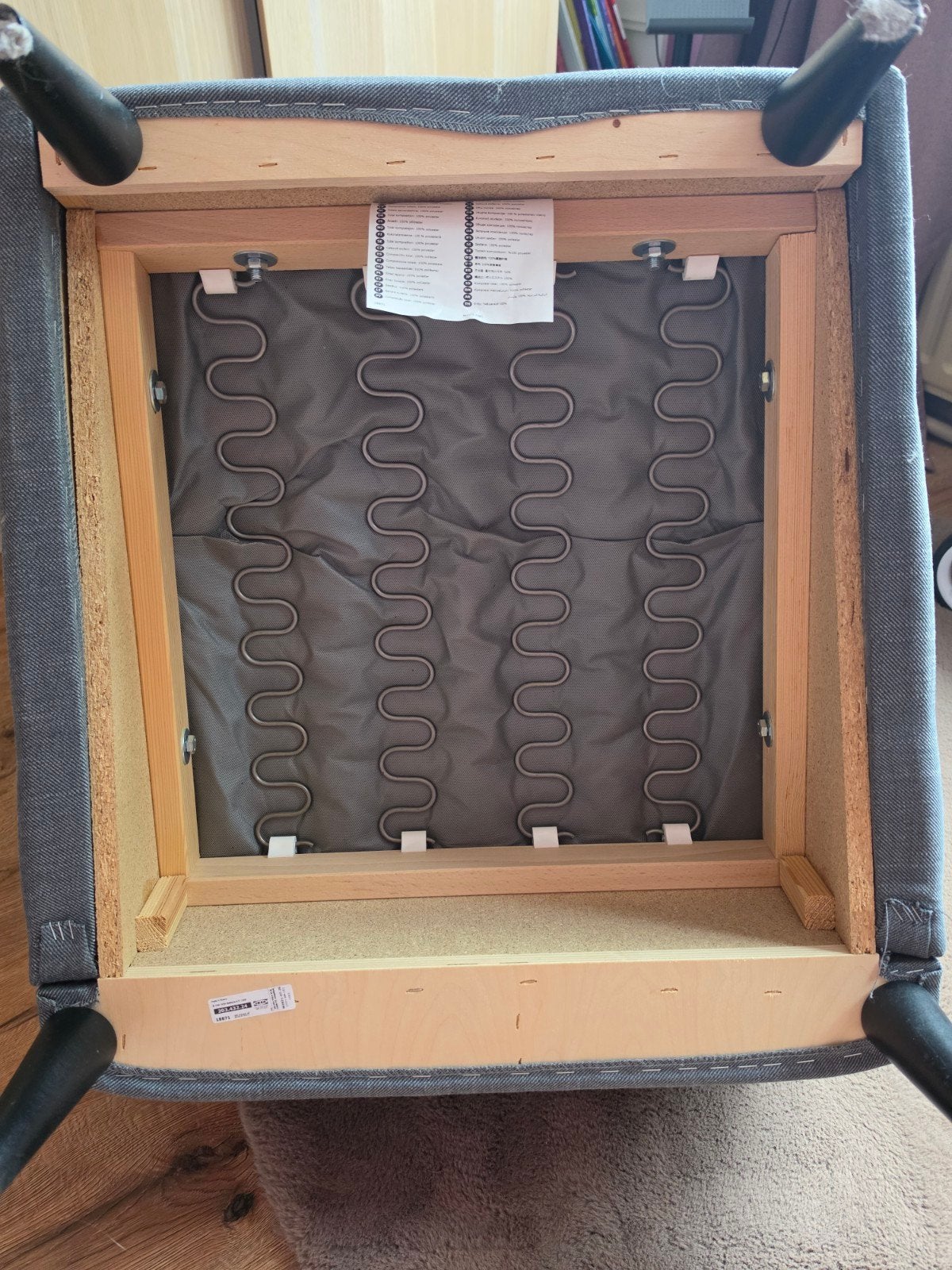 IKEA STRANDMON Oorfauteuil Nordvalla donkergrijs, Huis en Inrichting, Ophalen, 75 tot 100 cm, Zo goed als nieuw, Klassiek, Modern, Comfortabel