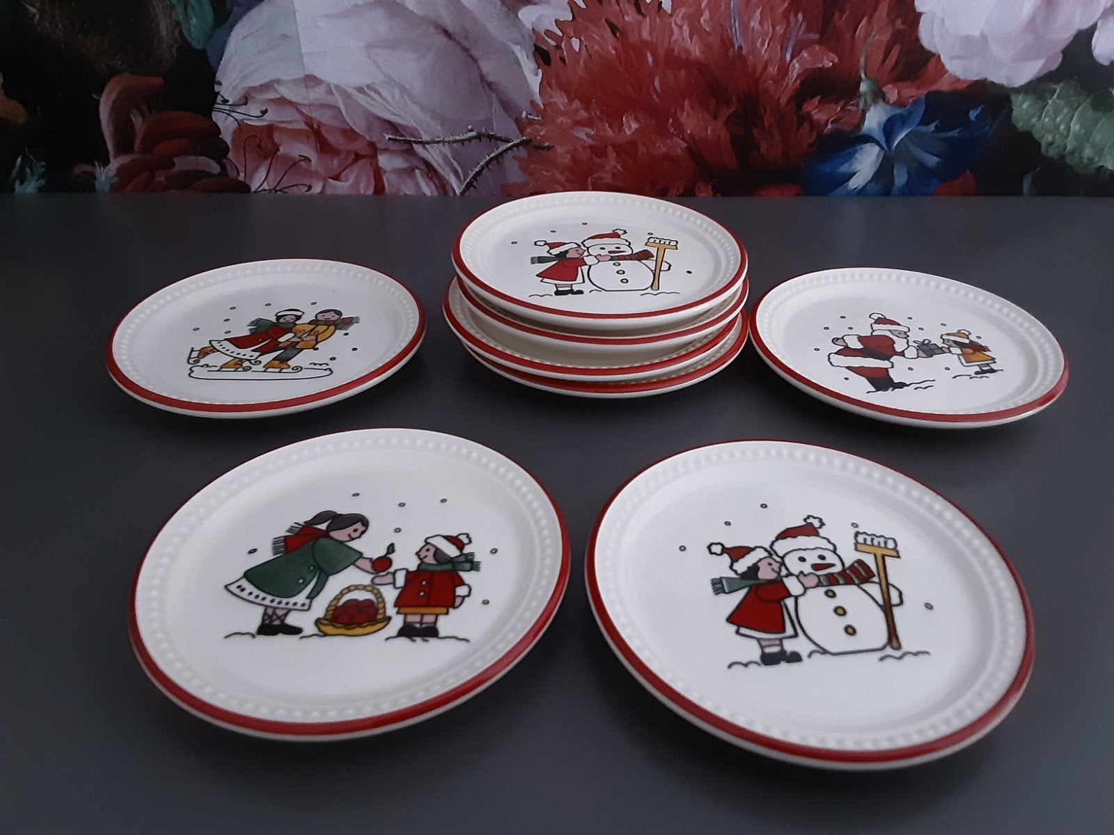 wedgwood windsor kerstservies petitfourschaaltjes Nieuwstaat, Ophalen, Zo goed als nieuw, Porselein