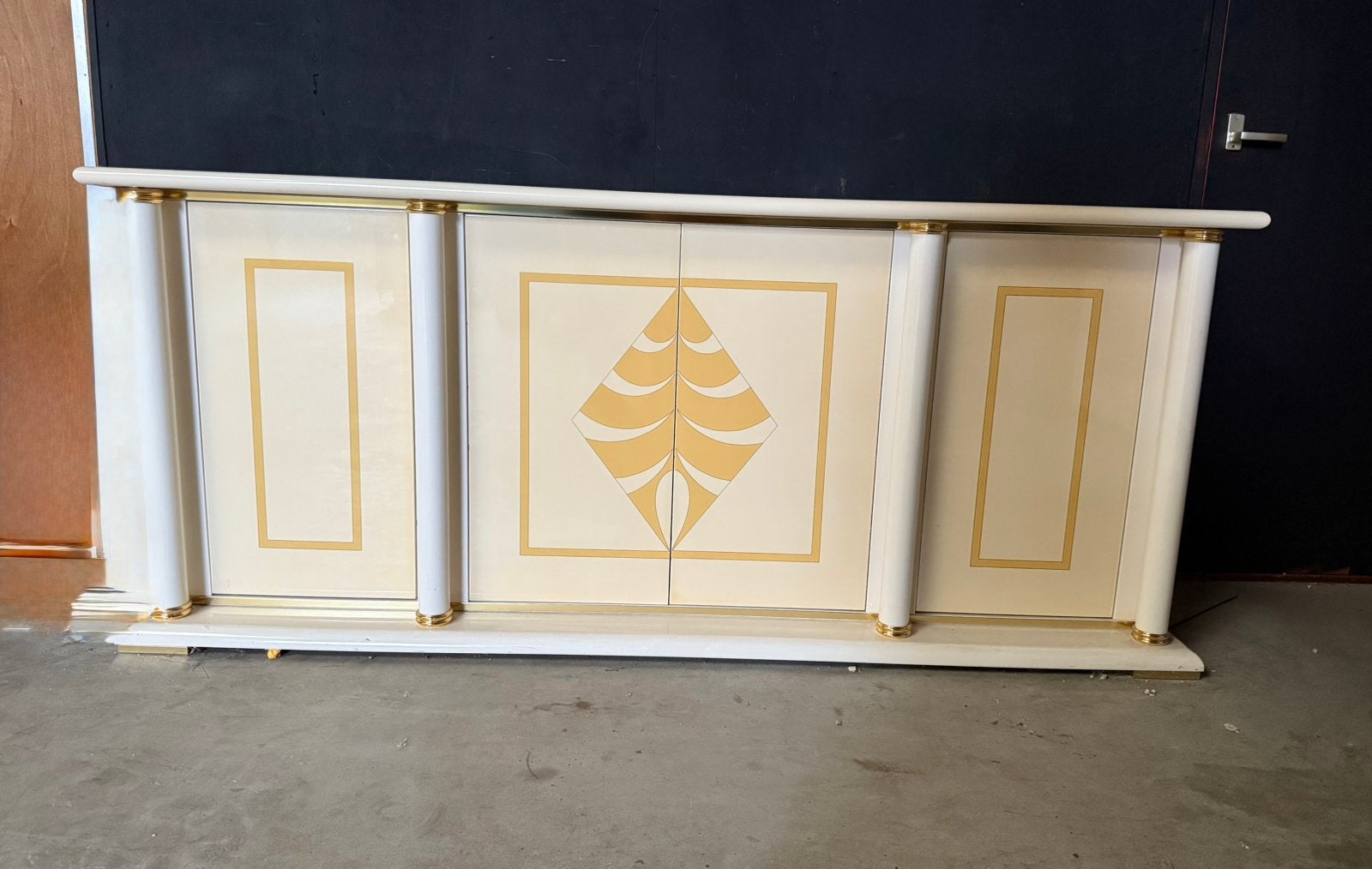 Dressoir merk italie in super mooie staat, Ophalen, Zo goed als nieuw, 25 tot 50 cm
