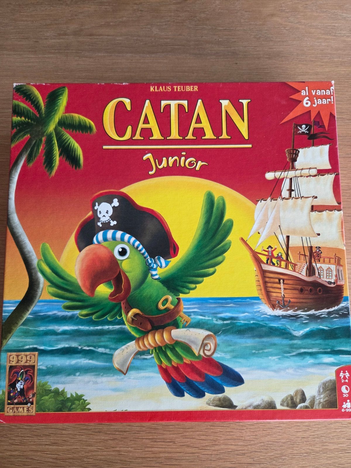 Catan Junior - Het populaire bordspel voor jonge piraten, Drie of vier spelers, Ophalen, Zo goed als nieuw, 999 Games