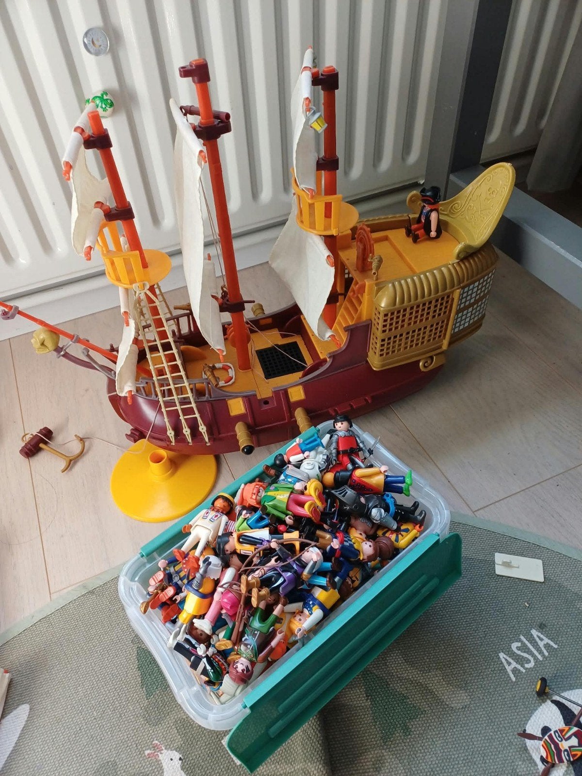 Playmobil met o.a. boot, camper, piratenschip, circus, Ophalen, Gebruikt, Jongen of Meisje