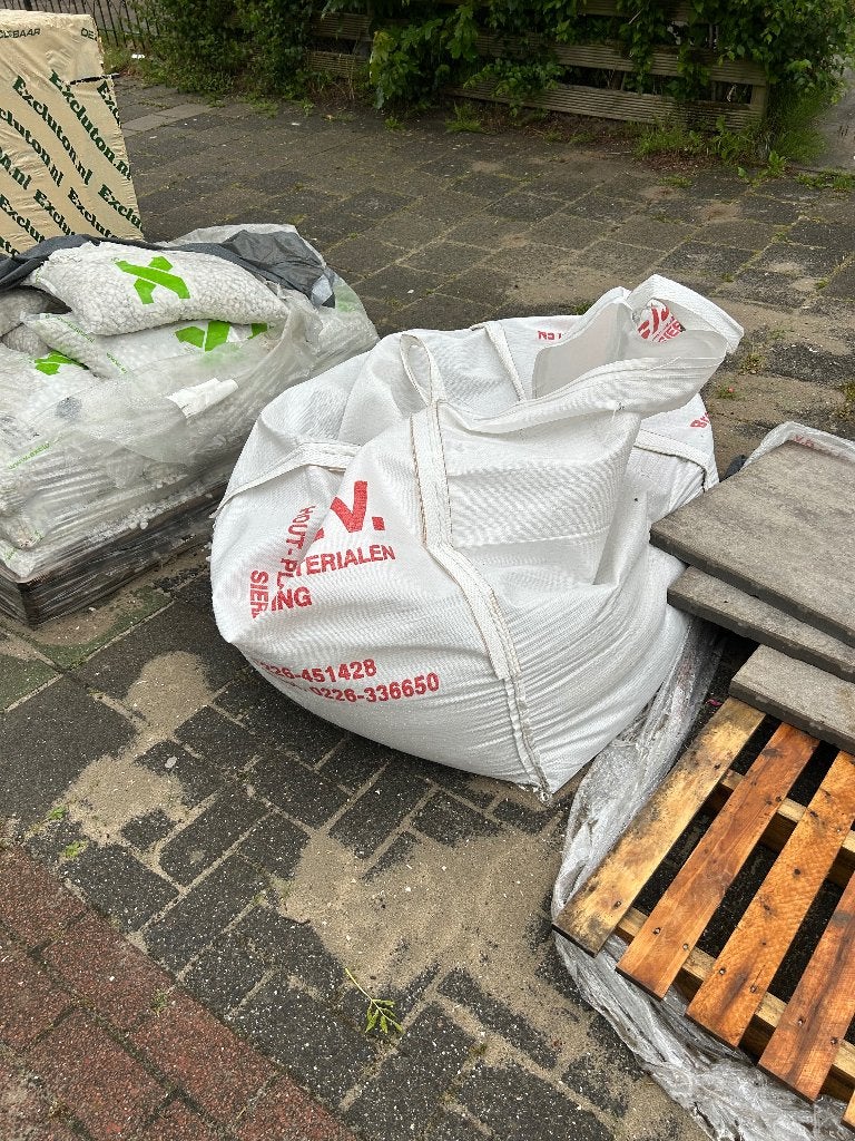 Ophoogzand 500-600 kg, Ophalen, Zo goed als nieuw, Ophoogzand