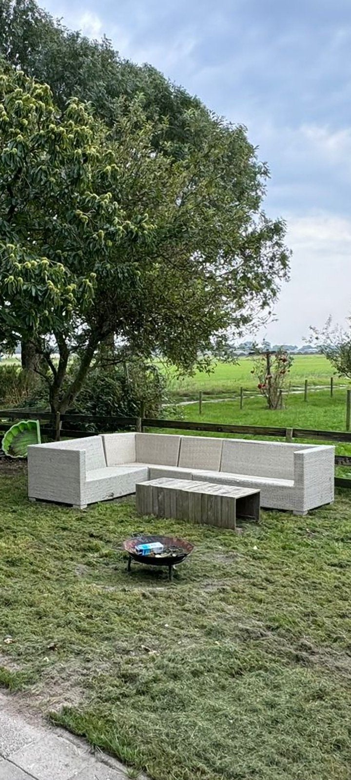 GRATIS hoekbank voor buiten, Tuin en Terras, Ophalen, Gebruikt, Kunststof