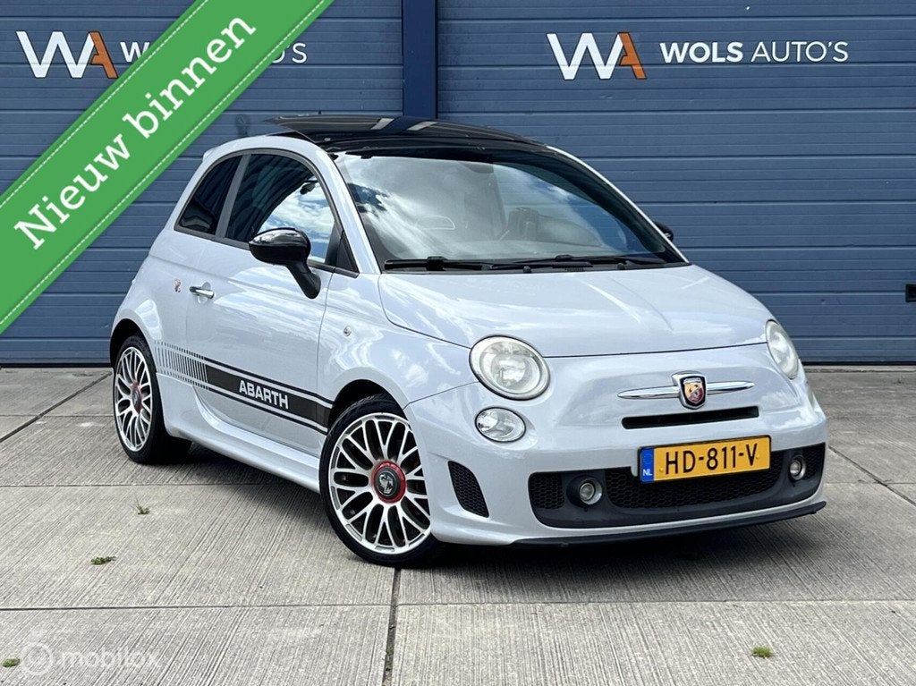 Fiat 500 1.4-16V Abarth / GAVE KLEUR / SCHUIFDAK / 17 INCH /, Voorwielaandrijving, Euro 5, Zwart, 4 cilinders