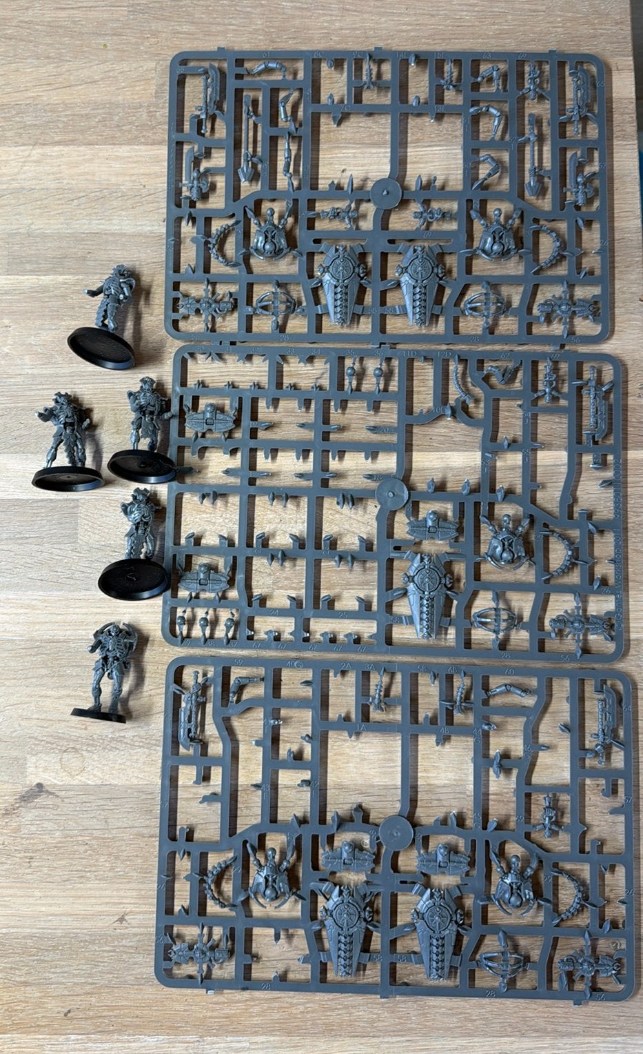 Warhammer 40k Necron Lychguard of Triarch Praetorians #2, Ophalen of Verzenden, Zo goed als nieuw