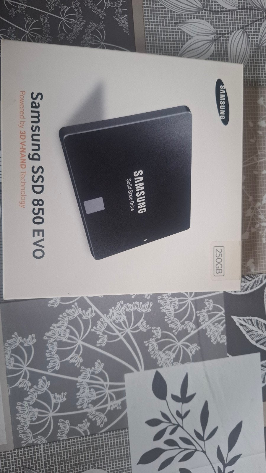 Samsung SSD 850 EVO 250GB - Gloednieuw, Computers en Software, Ophalen, Intern, Nieuw, 250 GB