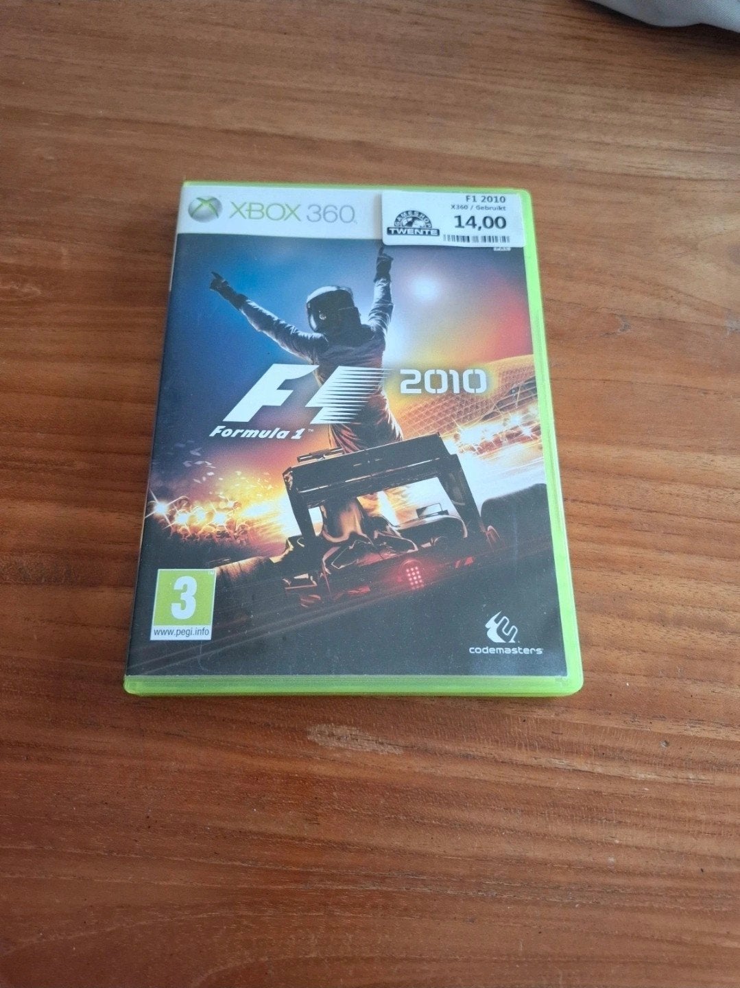 F1 2010 Xbox 360 - Racegame Formule 1, Online, Gebruikt, 1 speler, Racen en Vliegen