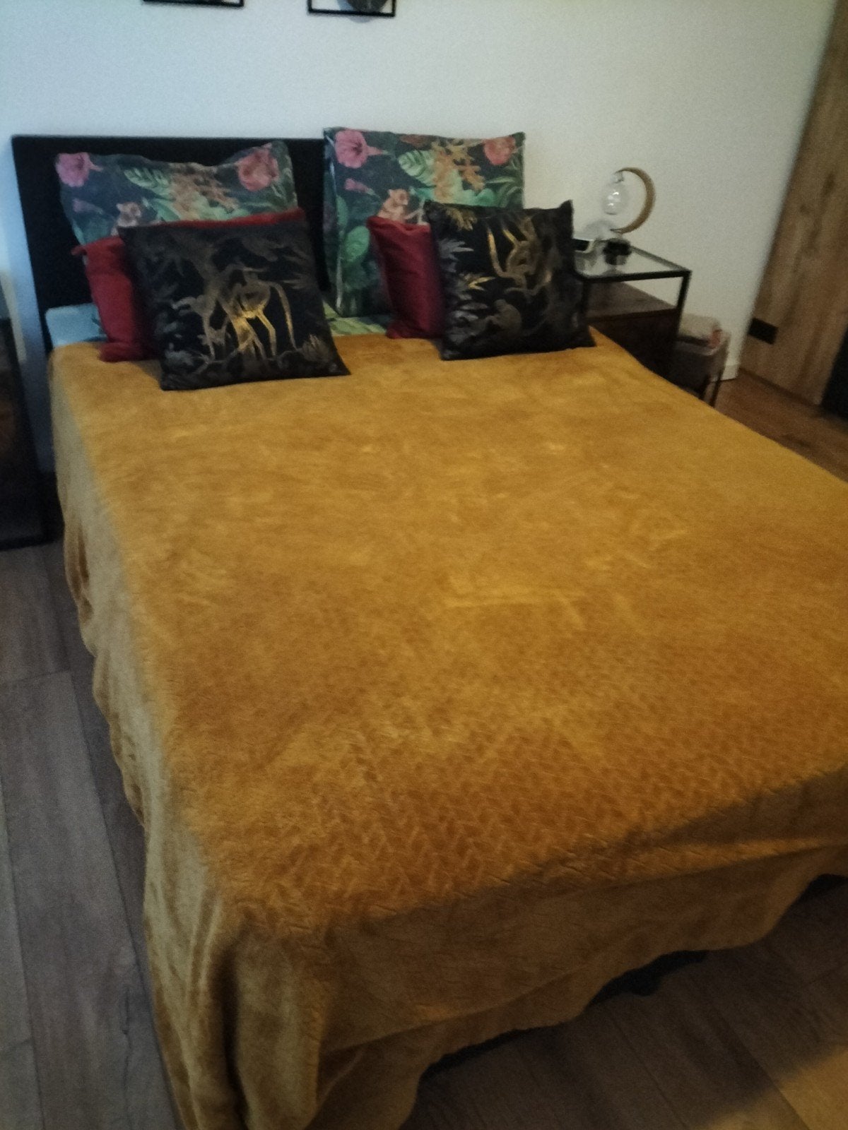 box spring, Ophalen, Gebruikt, Zwart, Tweepersoons