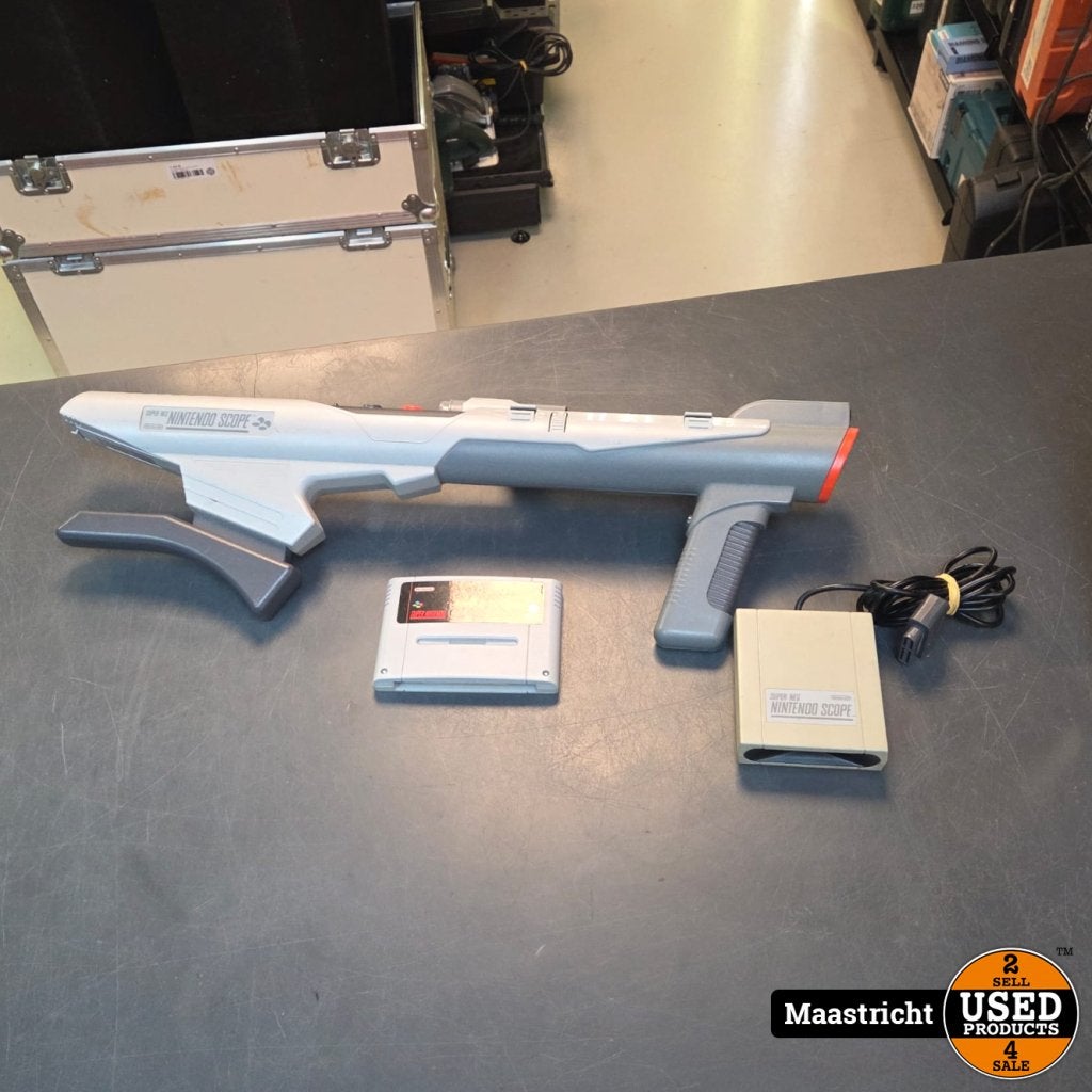 Super Nintendo Scope 6 Gun + Game, Spelcomputers en Games, Games | Nintendo Super NES, Nintendo, Gebruikt, Support@nintendo.com