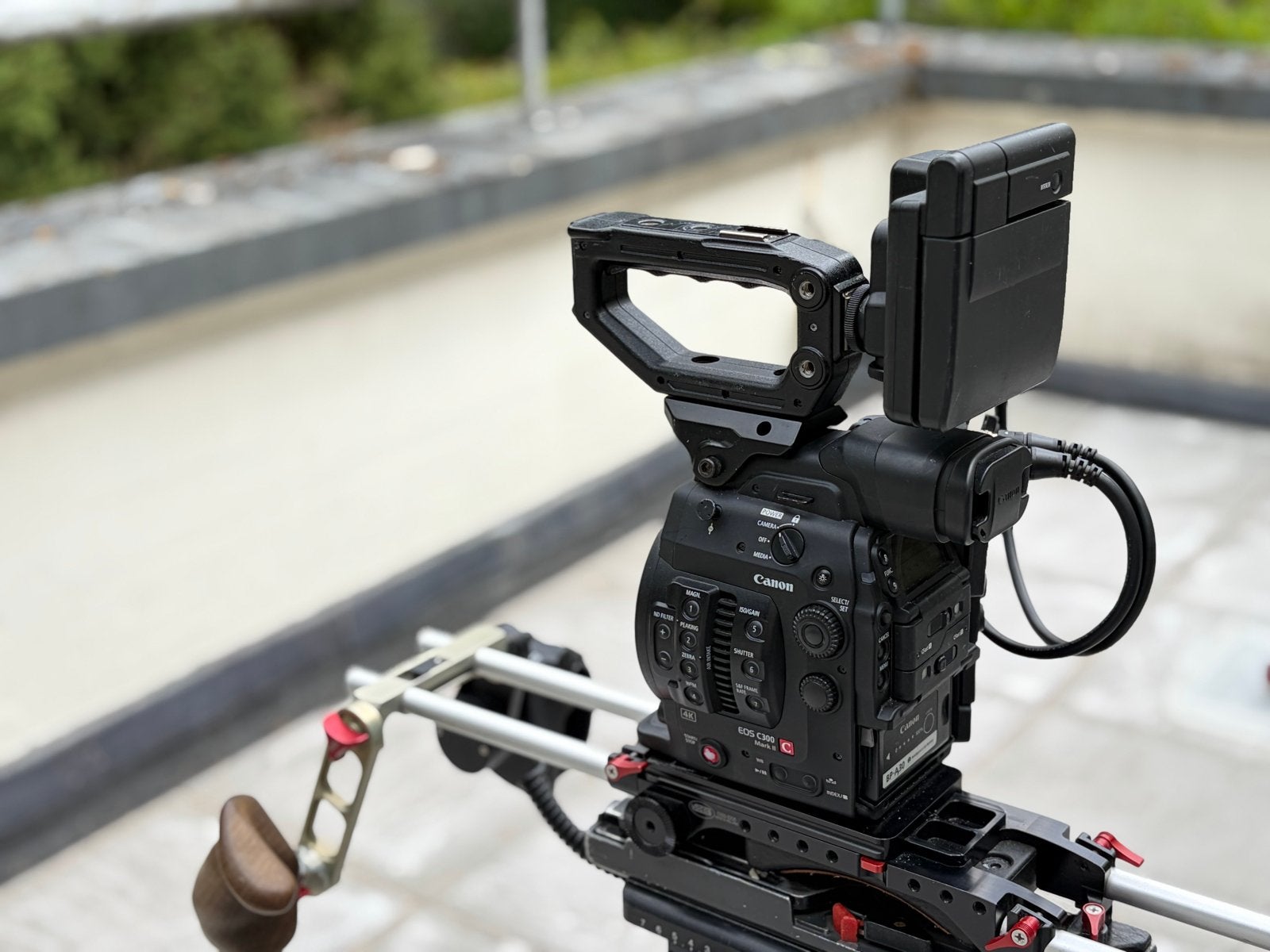 Canon EOS C300 Mark II EF 4k+Vocas Base+handgrip +ARRI HGA-1, Canon, Camera, Ophalen, Zo goed als nieuw