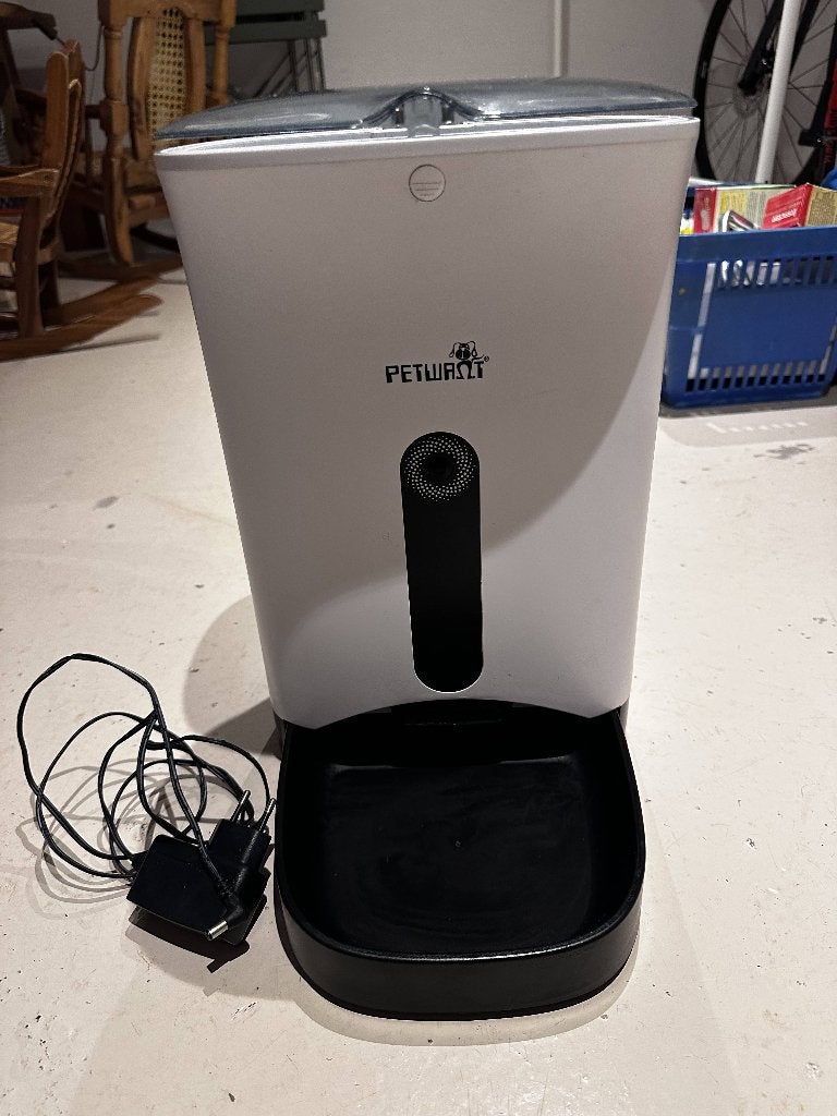 Pet feeder merk Pet WNat, Dieren en Toebehoren, Ophalen, Zo goed als nieuw