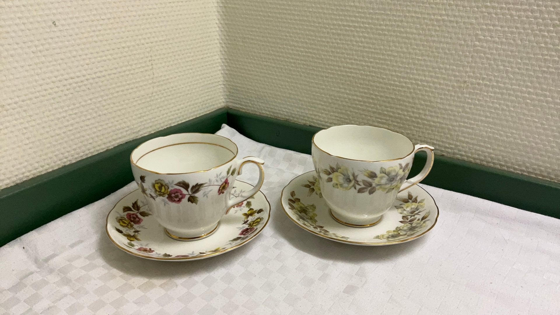 Duchess, cafe au lait kop en schotels, Ophalen of Verzenden