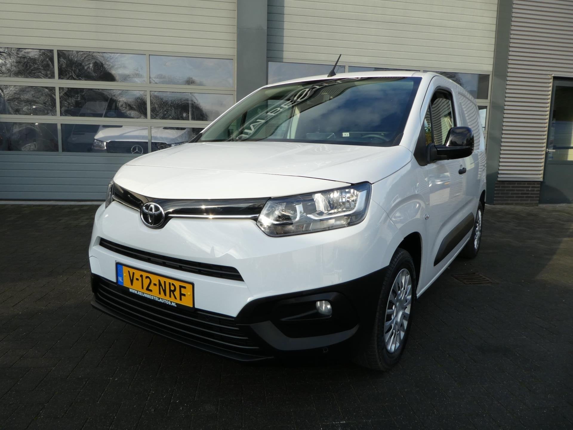Toyota PROACE CITY 1.2 Turbo cool 3 zits camera apple carpla, Voorwielaandrijving, 15 km/l, Euro 6, 1199 cc