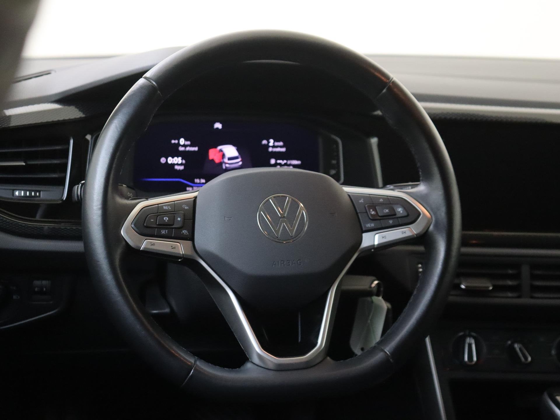Foto 10 van Volkswagen Polo 1.0 TSI Life | Achteruitrijcamera | Adaptiev