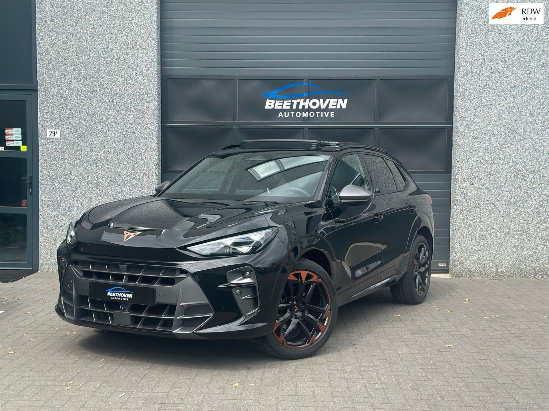Cupra TERRAMAR 1.5 TSI e-Hybrid Keyless Pano, Auto's, Dealer onderhouden, 4 cilinders, 150 pk, Zwart