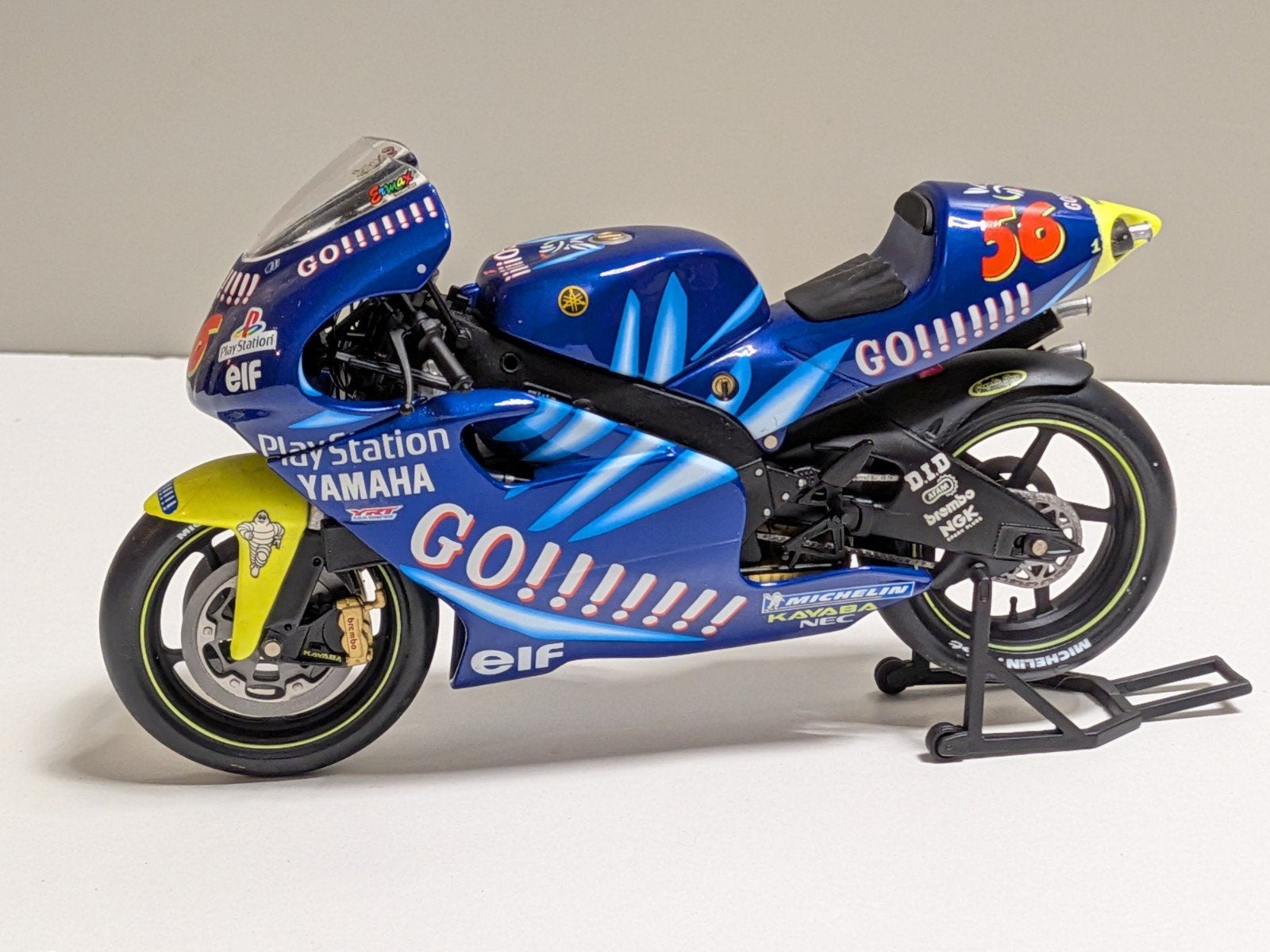 Minichamps: Yamaha YZR-500 - Shinya Nakano - MotoGP 2002, Hobby en Vrije tijd, Modelauto's | 1:5 tot 1:12, Ophalen of Verzenden