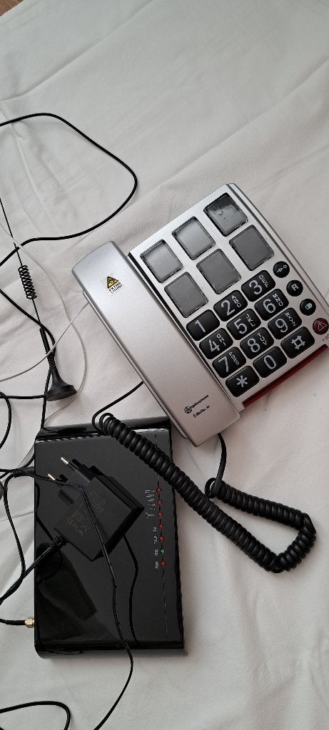 Seniorentelefoon voor simkaart, easysaver 8848 4G, Ophalen of Verzenden, Gebruikt, 1 handset