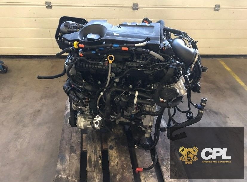 Land Rover Velar 2.0D 204DTD Complete Motor Engine Moteur, Gebruikt, -, -, Ophalen of Verzenden