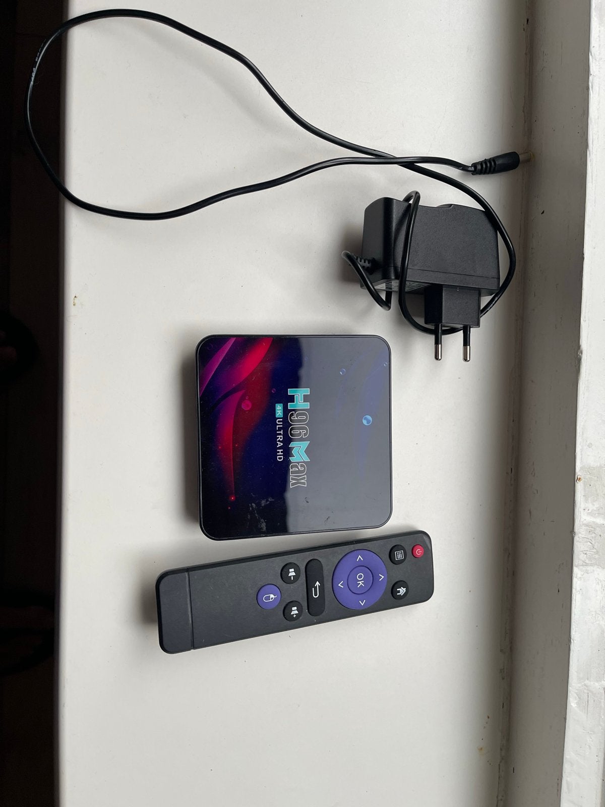 H96 Max Android TV Box - Smart TV Ervaring, Ophalen of Verzenden, Zo goed als nieuw, HDMI, Zonder harde schijf