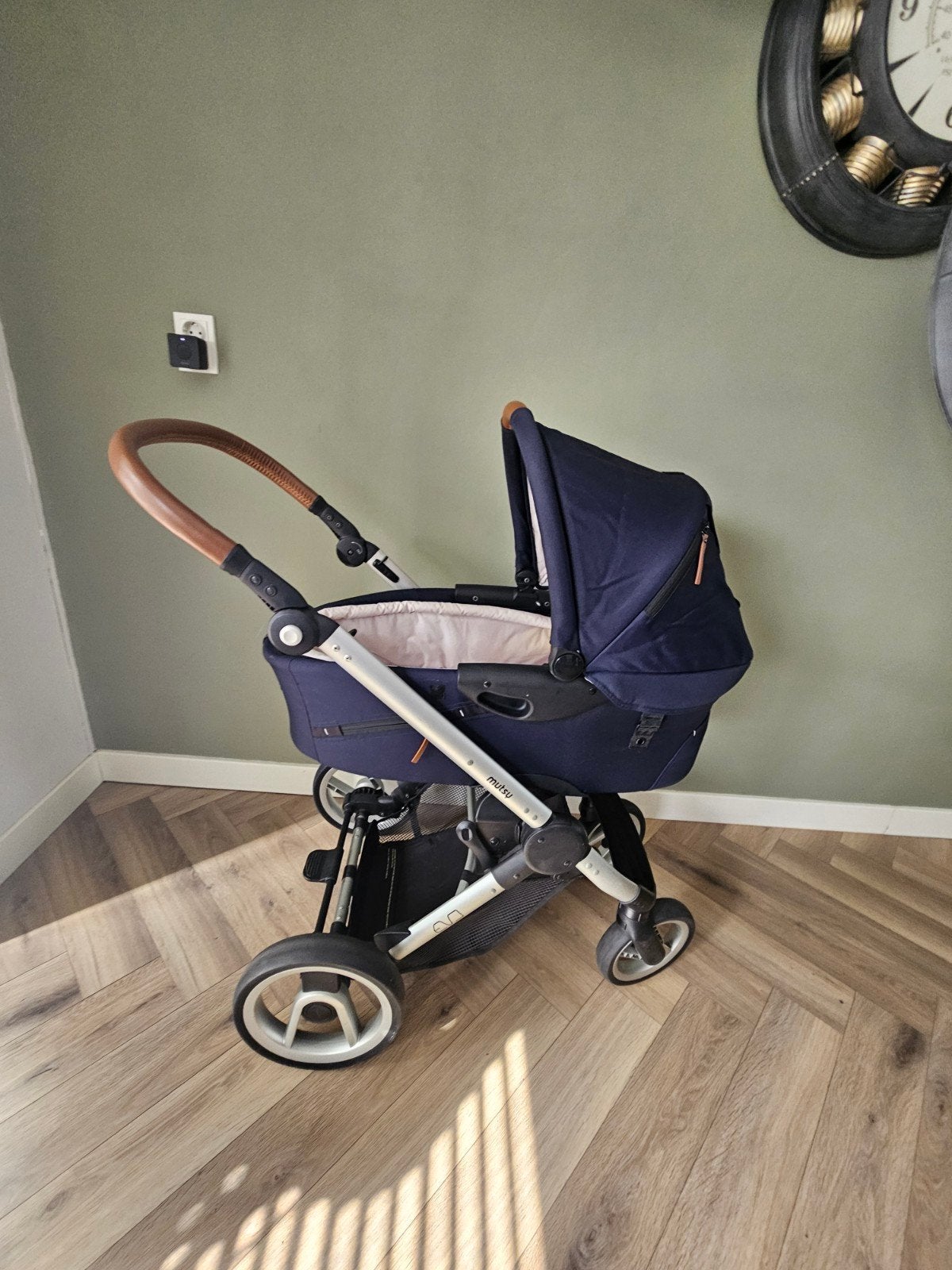 kinderwagenset Mutsy Evo blauw, Ophalen, Zo goed als nieuw, Mutsy