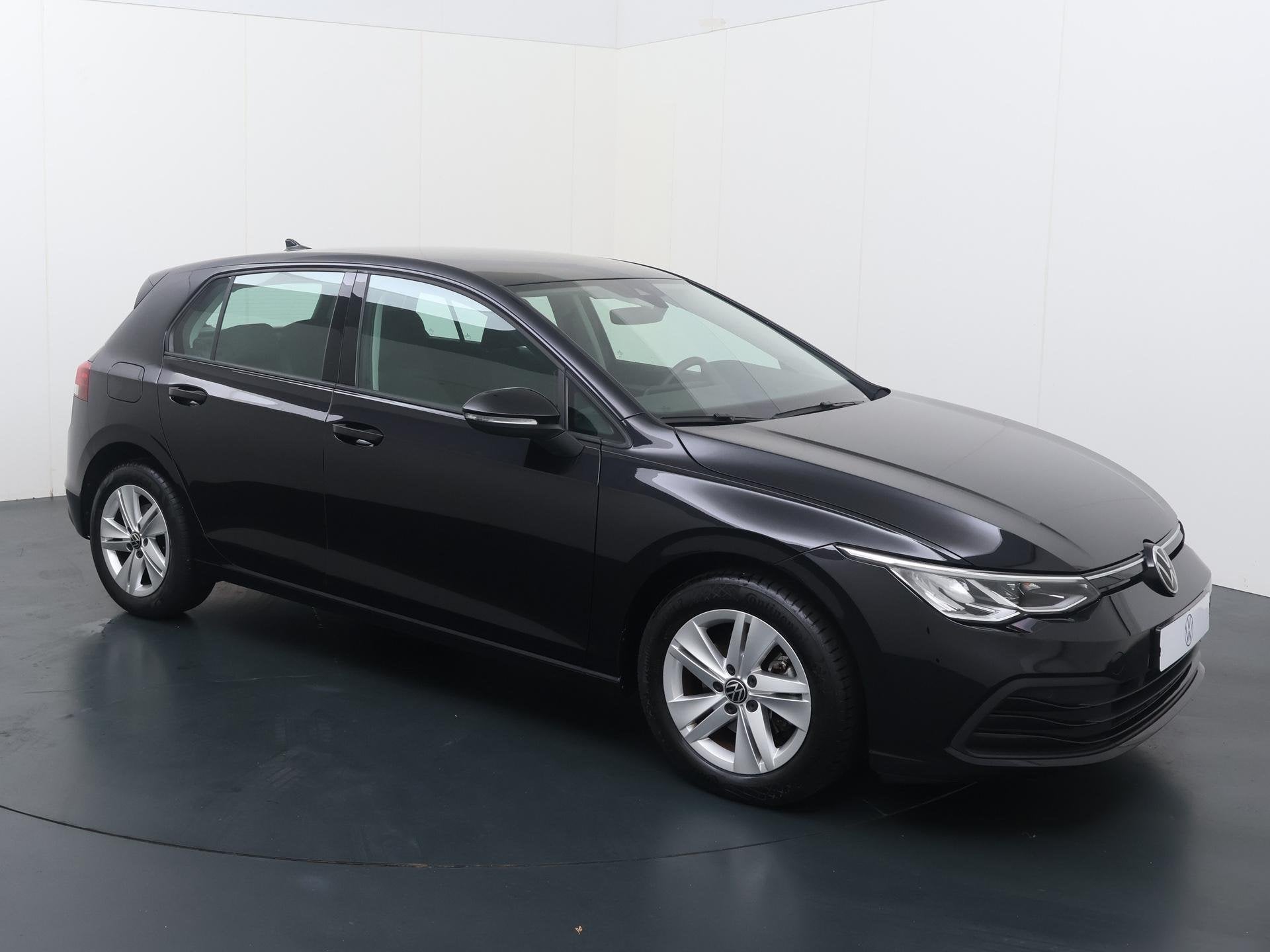 Volkswagen Golf 1.0 TSI Life | 110 PK | Adaptive Cruise Cont, Auto's, Voorwielaandrijving, 12 maanden, Stof, Gebruikt