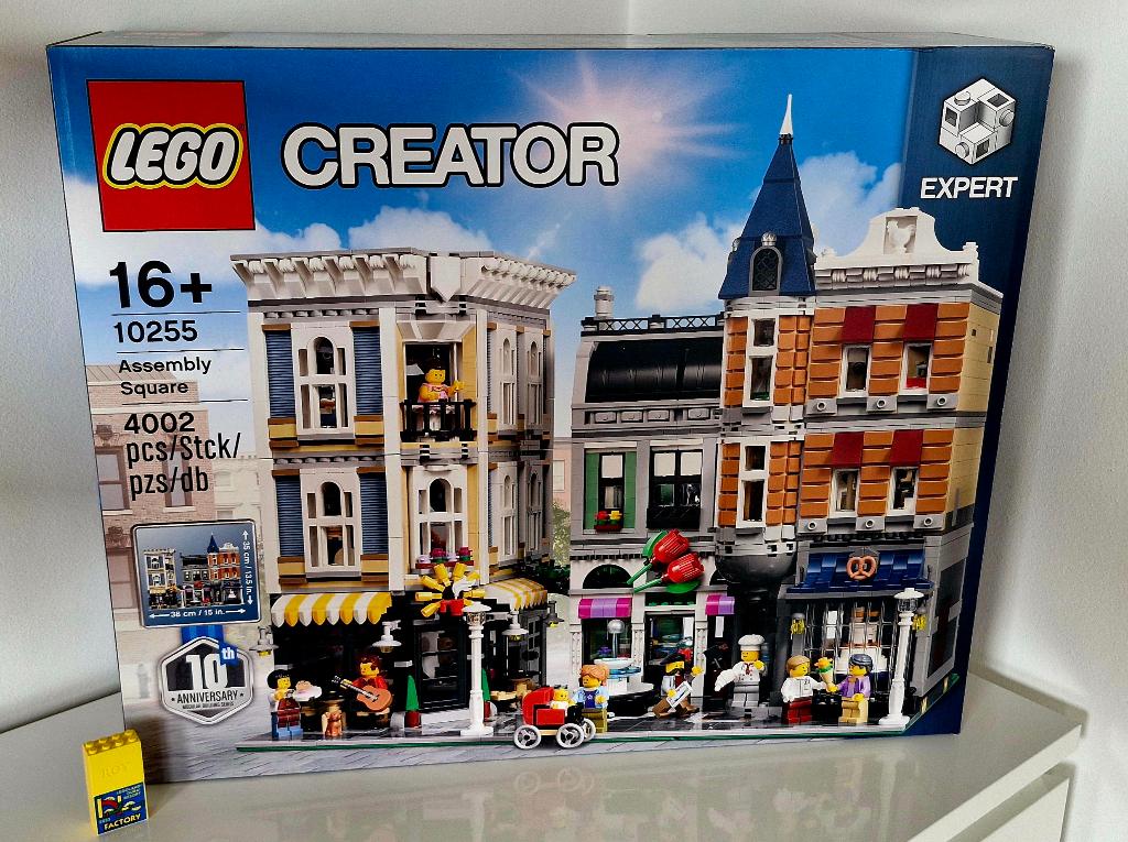 Lego 10255 Assembly Square, Lego, Nieuw, Ophalen of Verzenden, Compleet