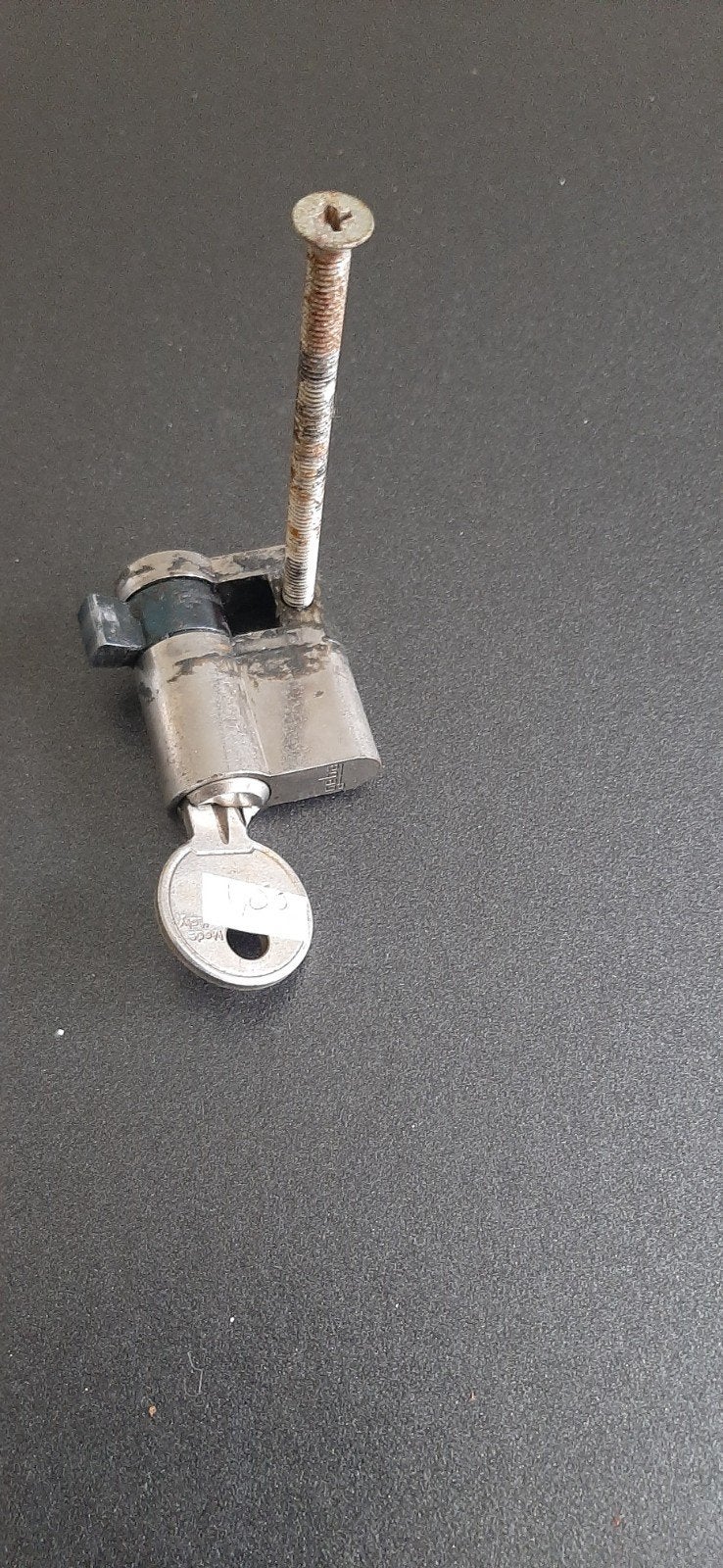 Cilinderslot met 1 sleutel en aan één kant te bedienen, Ophalen of Verzenden, Gebruikt, Rvs, Slot