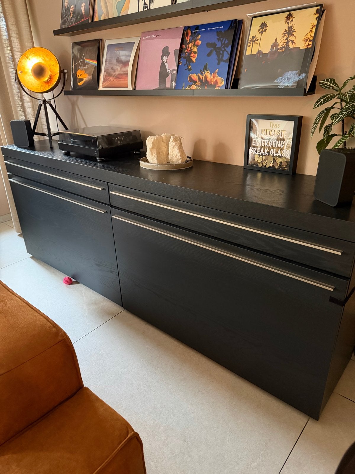 Zwart dressoir met lades en deuren 240 x47 cm, Ophalen, Gebruikt, 200 cm of meer, Met lade(s)