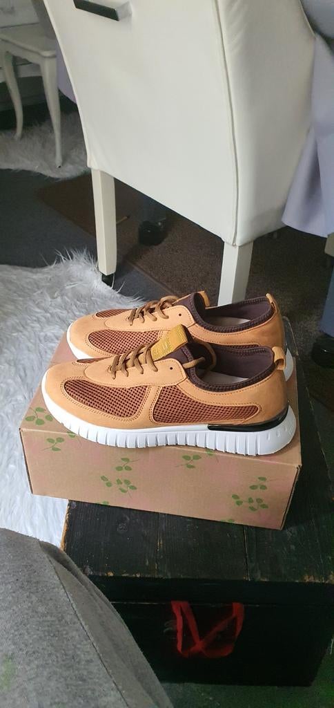 Nieuwe kameel kleurige sneakers van Ilse Jacobsen maat 41, Ophalen of Verzenden, Nieuw, Bruin