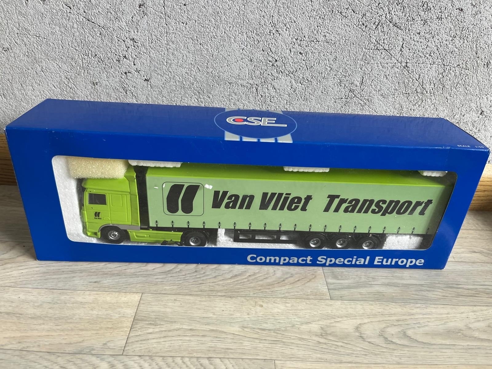 CSE Van Vliet Transport vrachtwagen schaalmodel 1:50, Ophalen of Verzenden, Nieuw, Bus of Vrachtwagen, Overige merken