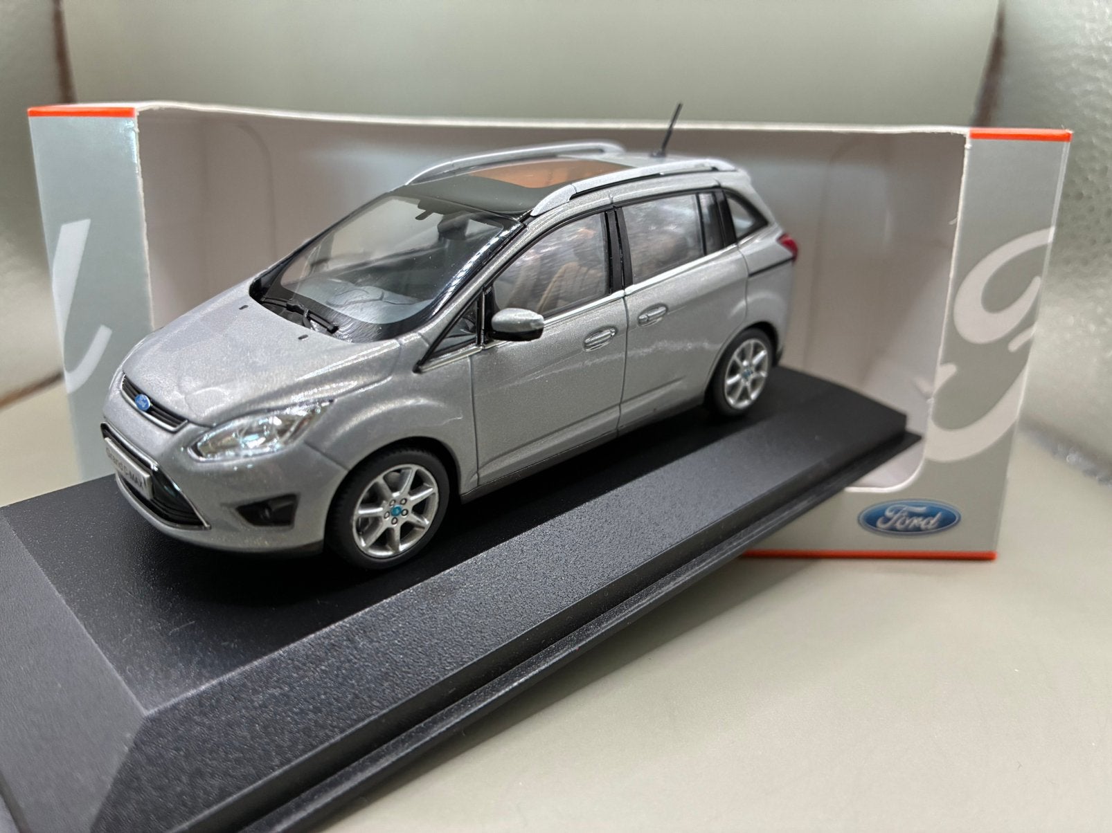Ford Grand C-Max (Type C344) 2011 - MiniChamps, Ophalen of Verzenden, Zo goed als nieuw, Auto, Overige merken