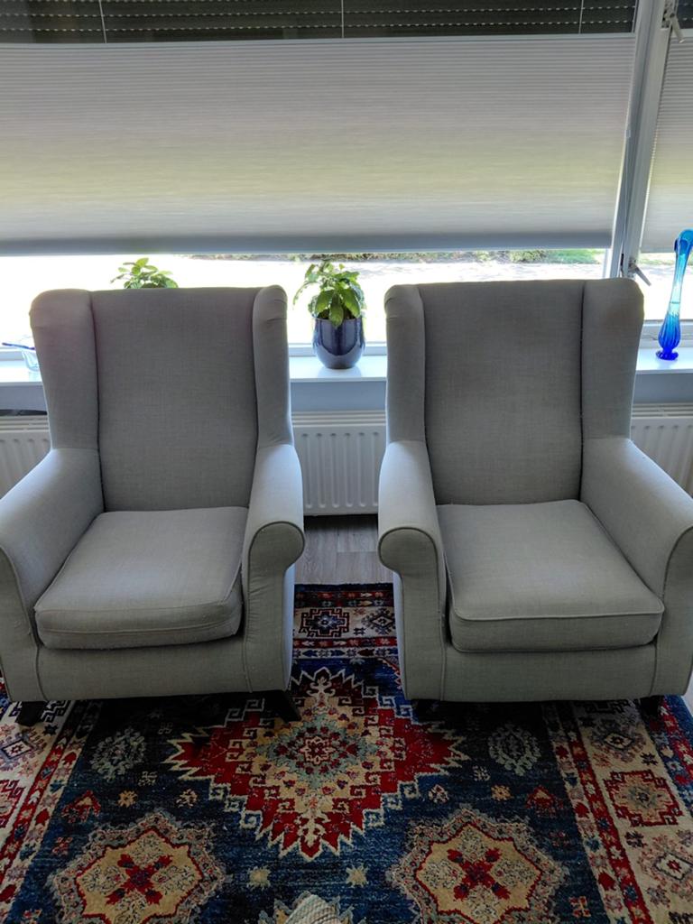 Twee comfortabele grijze fauteuils, Ophalen, Zo goed als nieuw, Stof, 75 tot 100 cm