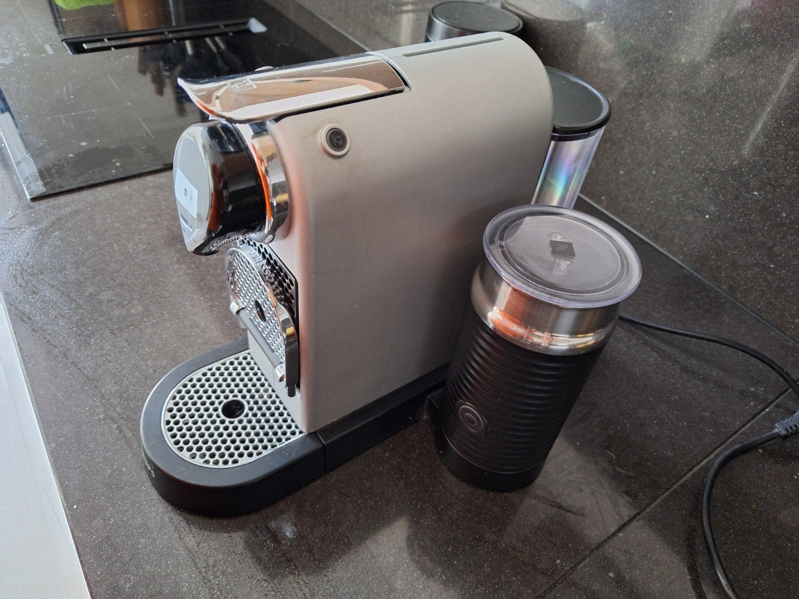 Nespresso Citiz & Milk Krups koffiemachine, Ophalen, Gebruikt, Espresso apparaat, 1 kopje