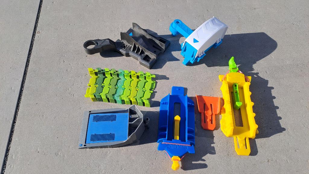 Hotwheels baan en truck, Kinderen en Baby's, Speelgoed | Racebanen, Zelf te bouwen, Ophalen of Verzenden, Hot Wheels, Handmatig