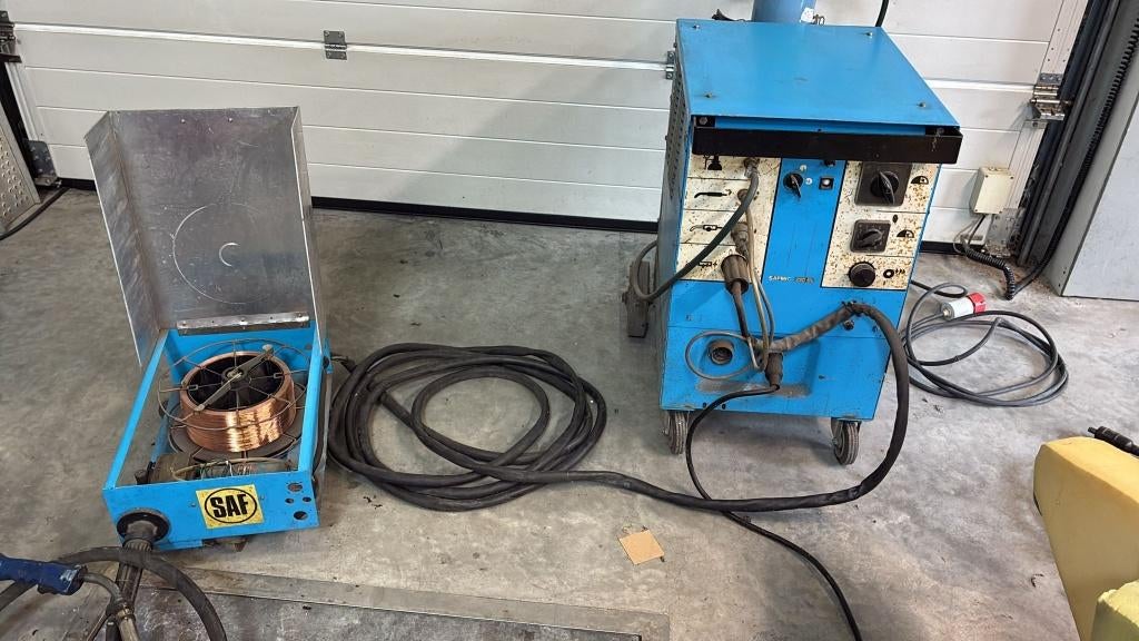 MIG / TIG lasapparaat met toebehoren, Ophalen, Gebruikt, 250 ampère of meer, Co2