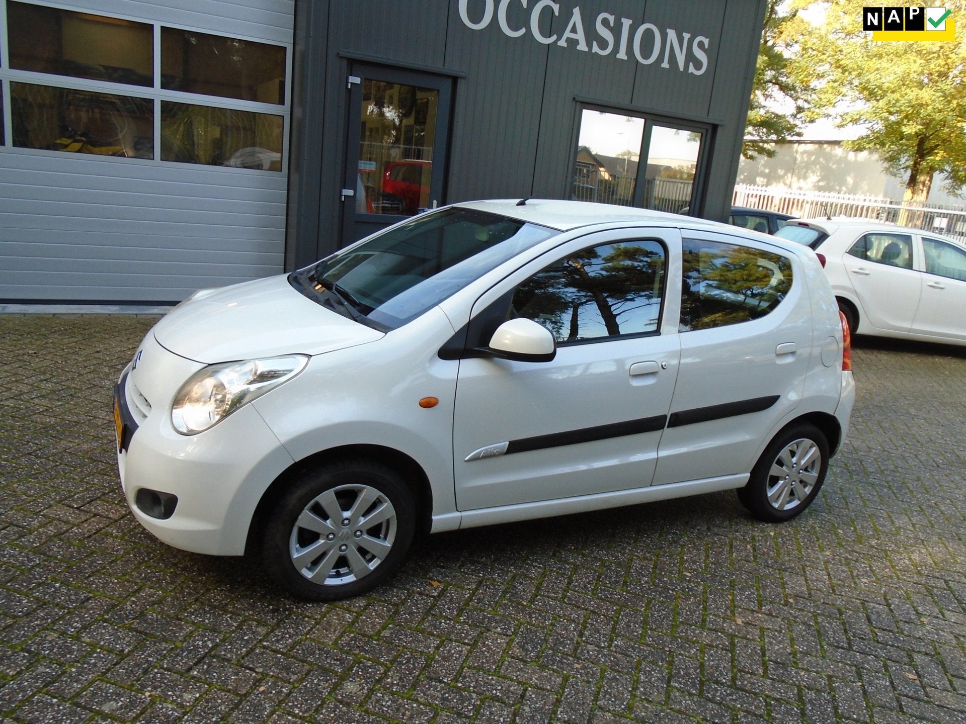 Suzuki Alto 1.0 Exclusive, Auto's, Voorwielaandrijving, Euro 5, Stof, Gebruikt