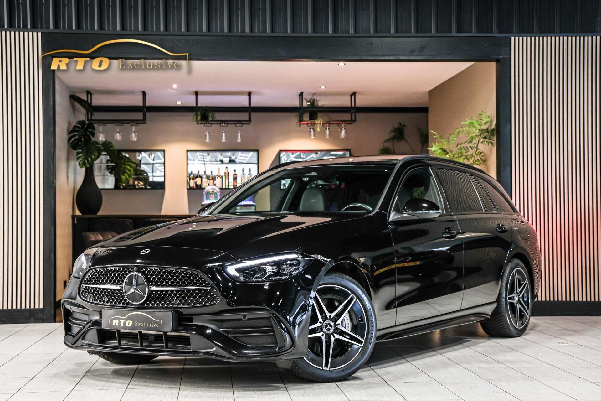 Mercedes C-klasse Estate 300 e AMG Line|Night|Pano|Sfeer, Auto's, Automaat, Achterwielaandrijving, 4 cilinders, Met garantie (alle)