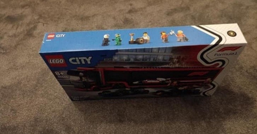 Lego City F1 Vrachtwagen met 2 F1 auto's - Gloednieuw!, Inclusief minifiguren, City, Lego, Nieuw