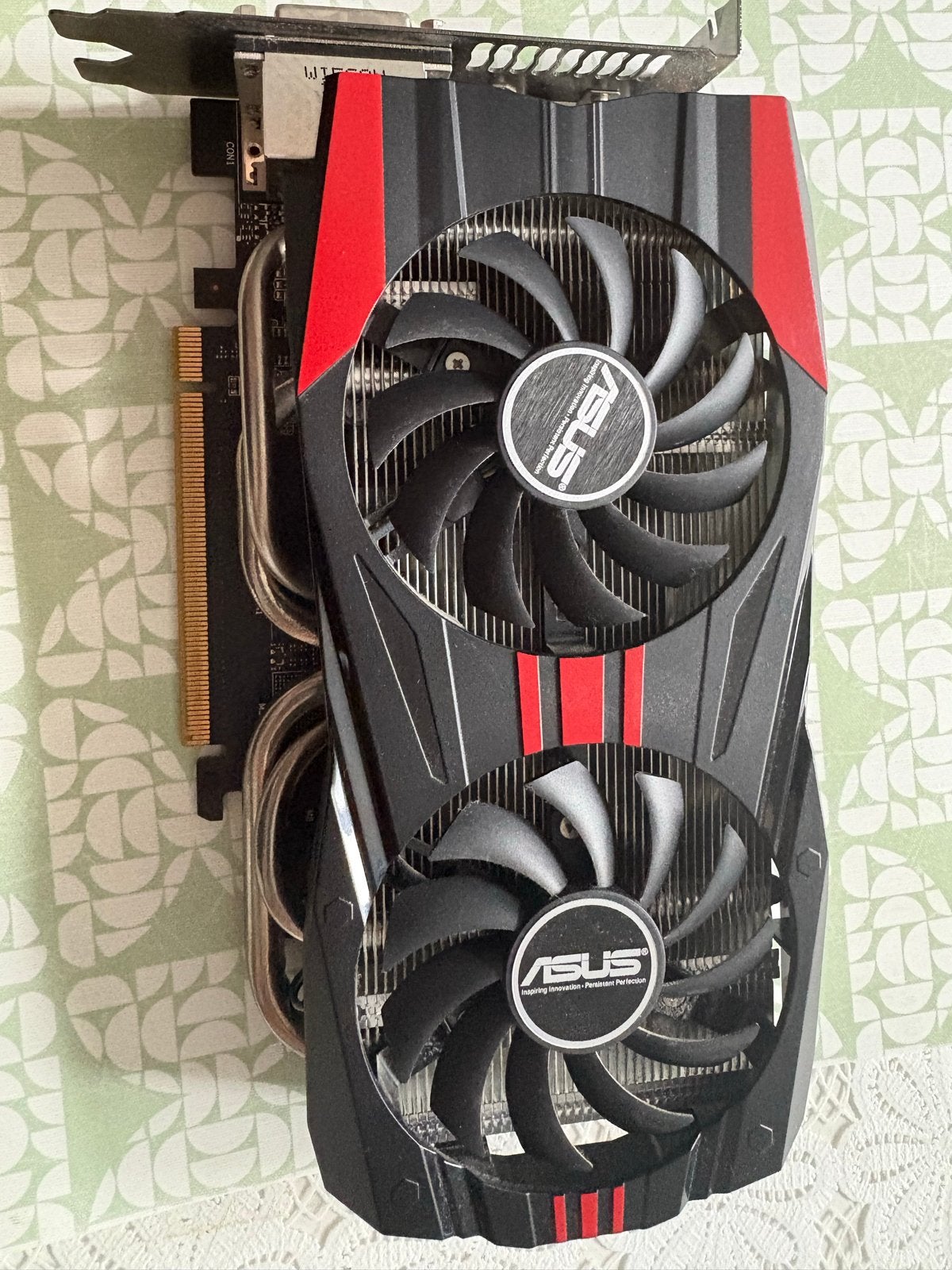 ASUS GeForce GTX 760 DirectCU II OC 2GB GDDR5 Videokaart, Computers en Software, PCI-Express 3, Gebruikt, HDMI, Ophalen of Verzenden