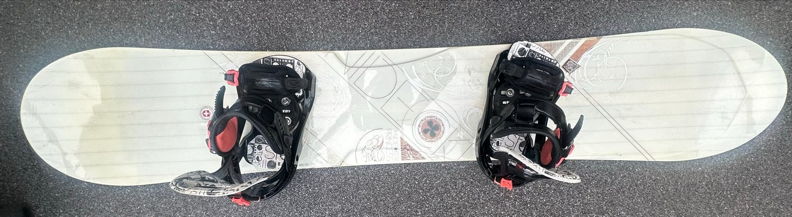 Nidecker snowboard met bindingen - Recent geslepen en gewaxt, Ophalen, Gebruikt, Overige typen, Overige merken