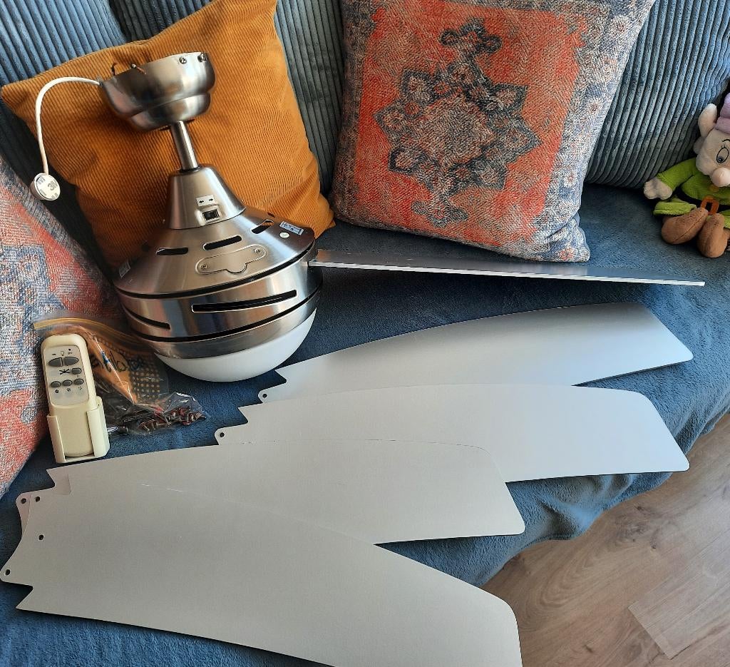 te koop grote plafond ventilator met lamp, Ophalen, Ventilator met afstandsbediening, Gebruikt, Plafondventilator