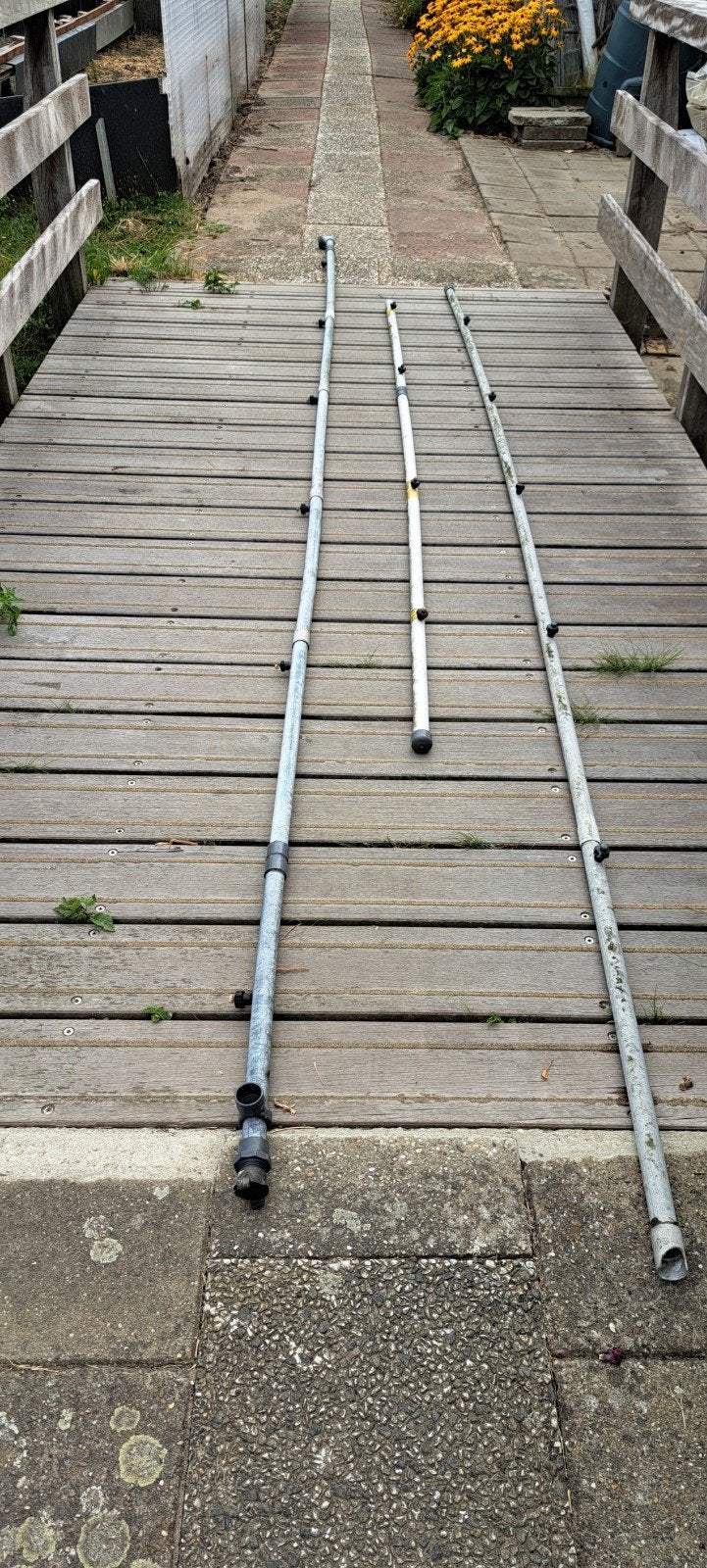 4 Sproeibuizen en 25 opzetbuizen, moestuin, waterpomp, Tuin en Terras, Ophalen