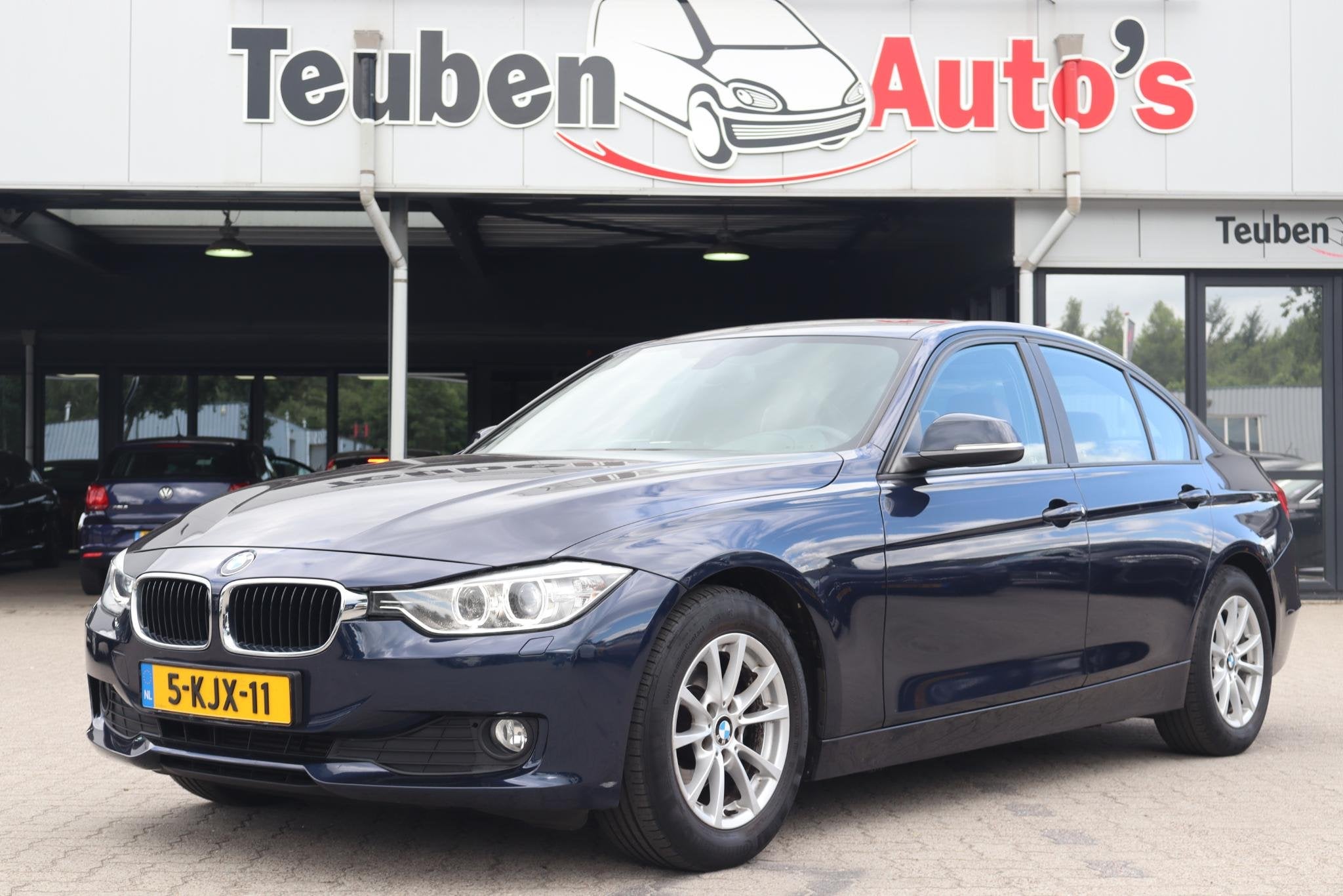 BMW 3-serie 320i EfficientDynamics Edition Business | Ledere, Gebruikt, Euro 6, 4 cilinders, Blauw