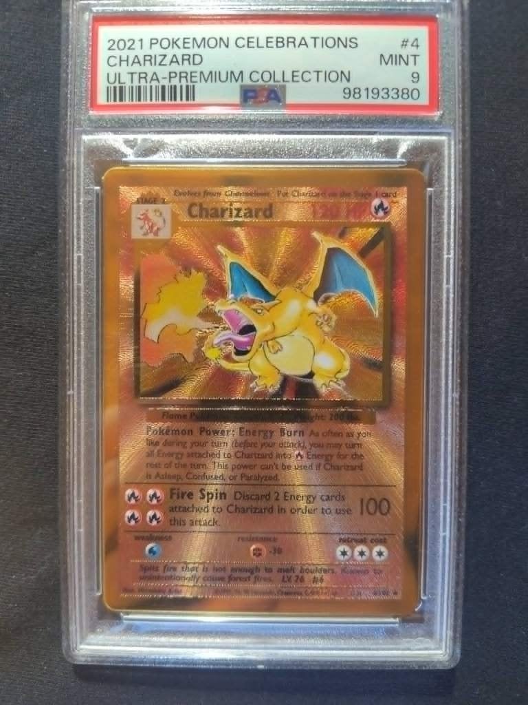 PSA 9 Charizard celebrations ultra premium gold, Hobby en Vrije tijd, Verzamelkaartspellen | Pokémon, Ophalen of Verzenden, Zo goed als nieuw