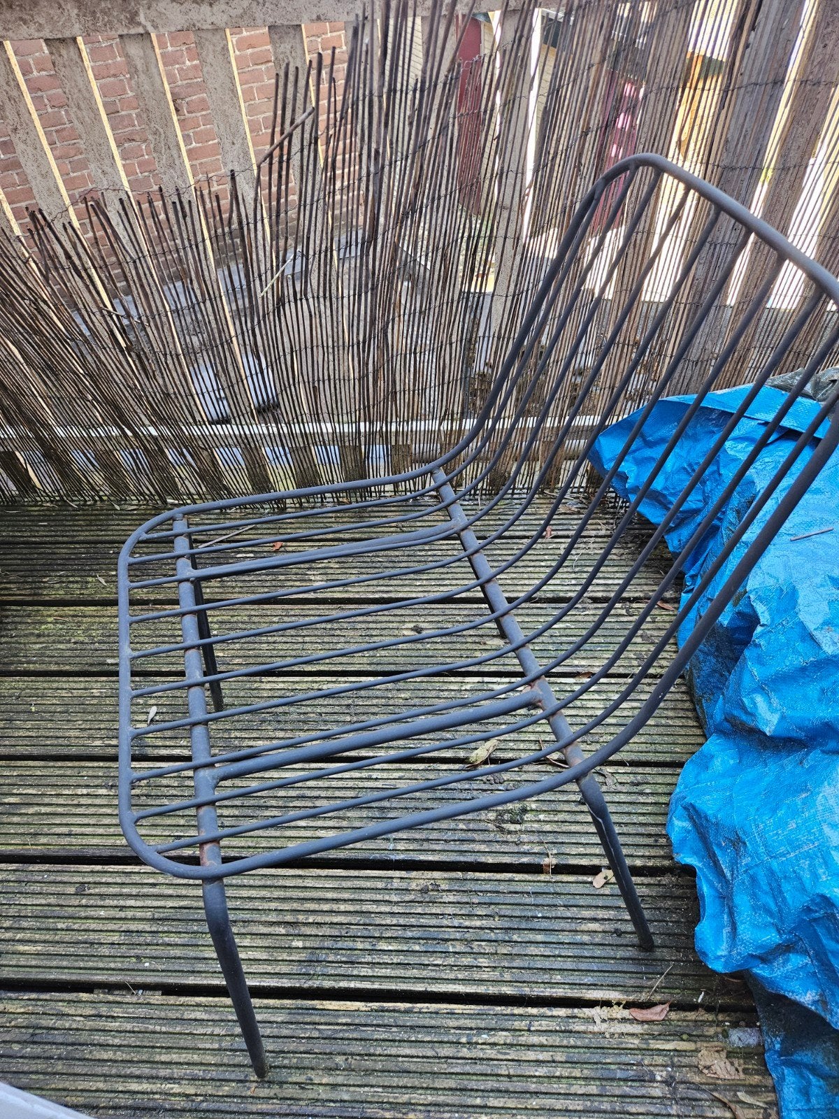 Zwarte metalen draadstoel voor buiten, Tuin en Terras, Tuinstoelen, Ophalen, Metaal