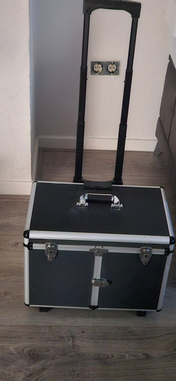 Pedicure trolley, Ophalen